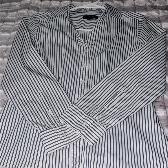 Covington Women’s Striped Blouse Black and White Classic Design Size MP - Picture 14 of 14